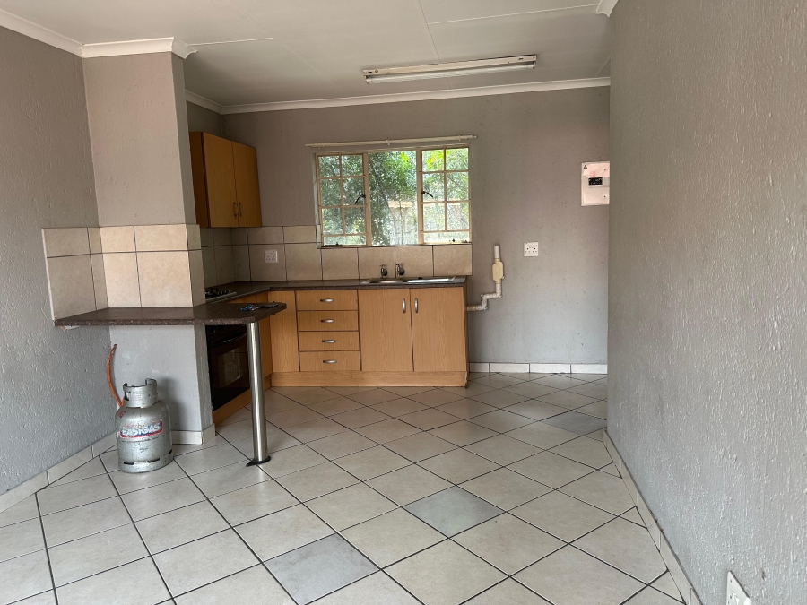 1 Bedroom Property for Sale in Rustenburg Central North West